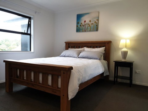Dowding Hideaway Close To Garden And Hospitl - Tourism Bookings NZ 3