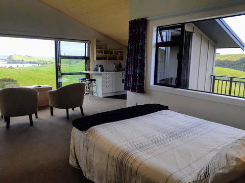 Dymond View - Tourism Bookings NZ 1