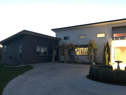 Envisage Estate - Tourism Bookings NZ 0