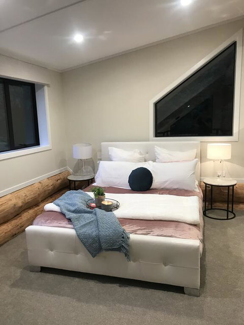 Fantail Lodge - Tourism Bookings NZ 1