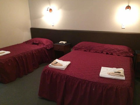 Feilding Hotel - Tourism Bookings NZ 3