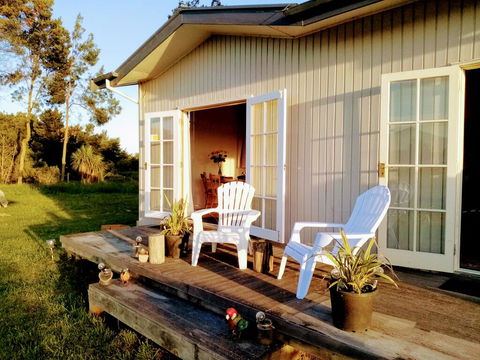 Fiery Peak Eco-Cottage - Tourism Bookings NZ 2