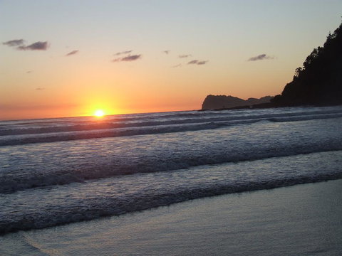 Flame Lily B&B - Tourism Bookings NZ 0