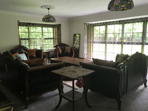 Golden Elm Garden - Tourism Bookings NZ 1