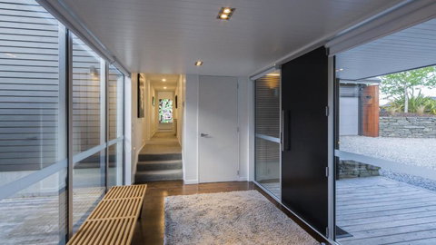 Gucci Too - Tourism Bookings NZ 3