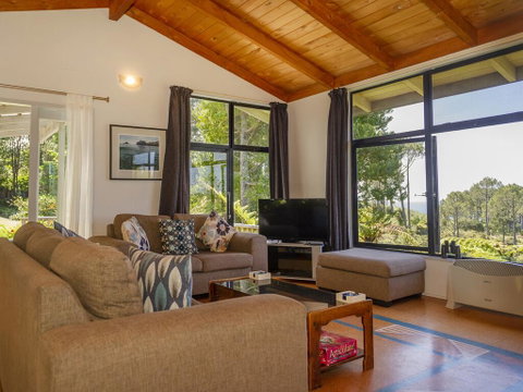 Hahei Hideaway - Hahei Holiday Home - Tourism Bookings NZ 2
