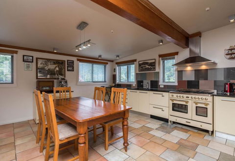 Hatea Drive Accommodation - Tourism Bookings NZ 0