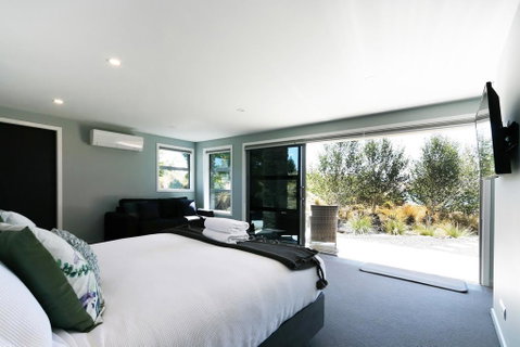 High Country Studio - Tourism Bookings NZ 2