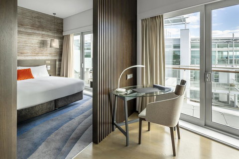 Hilton Auckland - Tourism Bookings NZ 1