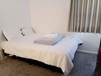 Homestay 2 King beds near the city center sleep up to 3 Fauliage  Fauna