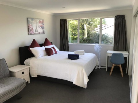 Jane's House - Tourism Bookings NZ 0