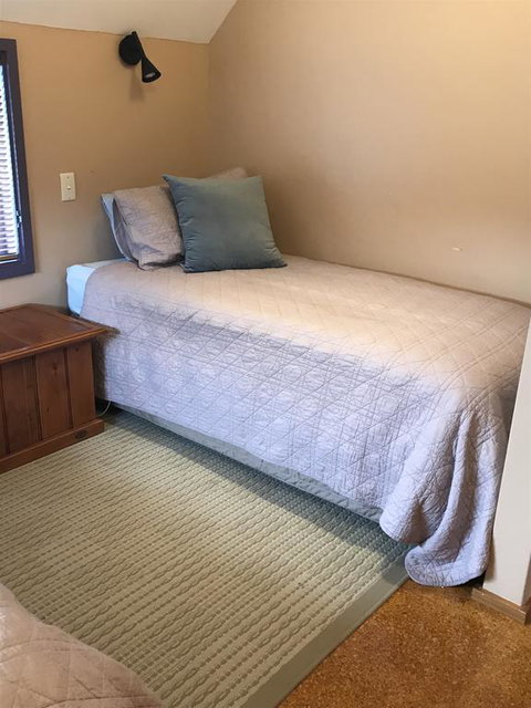 Karori Cottage - Tourism Bookings NZ 2