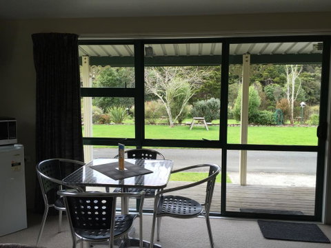 Kauri Coast TOP 10 Holiday Park - Tourism Bookings NZ 1