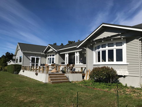 Lake Brunner Lodge - Tourism Bookings NZ 0