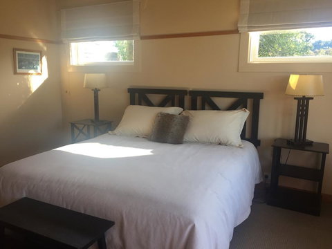 Lake Brunner Lodge - Tourism Bookings NZ 3