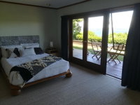 Lake View Garden Apartment