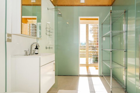 Little Paua - Pauanui Holiday Home - Tourism Bookings NZ 1