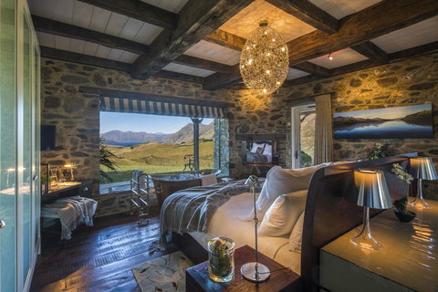 Mahu Whenua - Tourism Bookings NZ 2