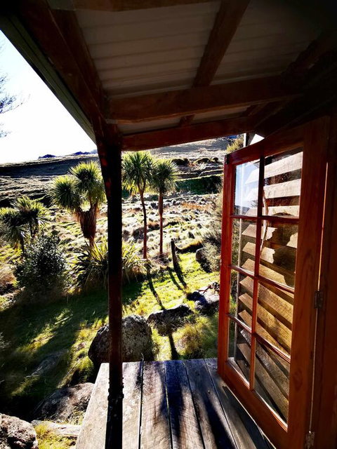 Manaaki Mai, Rustic Retreat - Tourism Bookings NZ 3