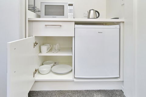 Manchester Studio A - Christchurch Holiday Homes - Tourism Bookings NZ 2