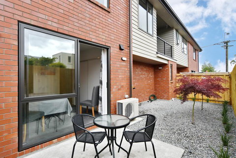 Manchester Studio B - Christchurch Holiday Homes - Tourism Bookings NZ 2