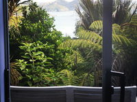 Matapouri Cabin By The Beach