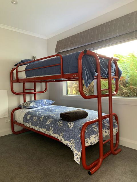 Mitre Peak House - Tourism Bookings NZ 2