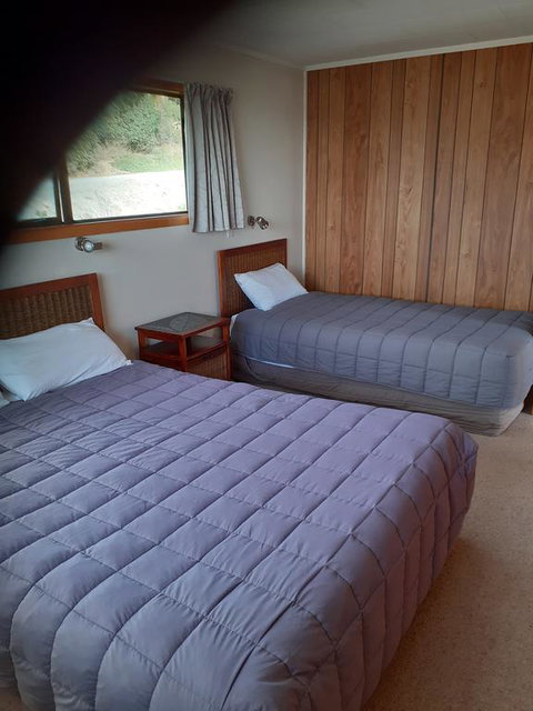 Moeraki Beach Motels - Tourism Bookings NZ 1