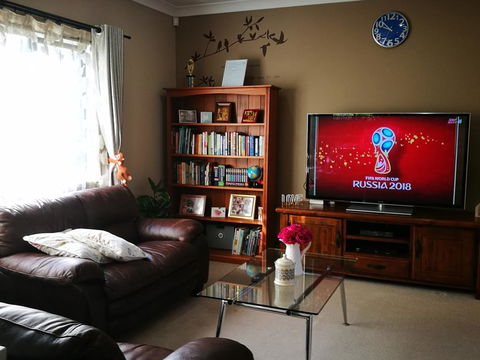 false - Tourism Bookings NZ 2