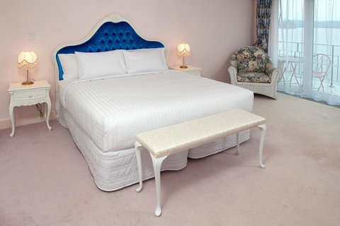 Moose Lodge Estate - Tourism Bookings NZ 1