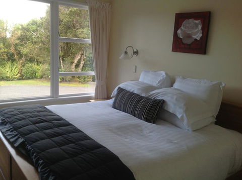 Ngati Ruanui Stratford Mountain House - Tourism Bookings NZ 3