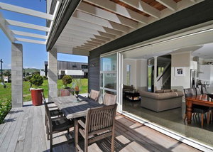 Omaha Beach - Stunning Beach House