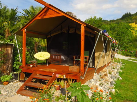 Omarama Oasis - Permaculture Glamping - Tourism Bookings NZ 1