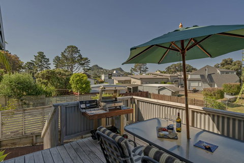 Paua Time - Pauanui Holiday Home - Tourism Bookings NZ 1