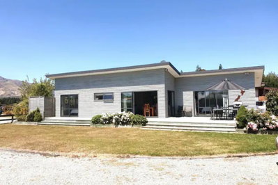 Peaceful Gem - Stunning Mountain Views Near Wanaka