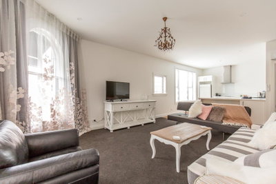 Provincial Apartment 2 - Luxury
