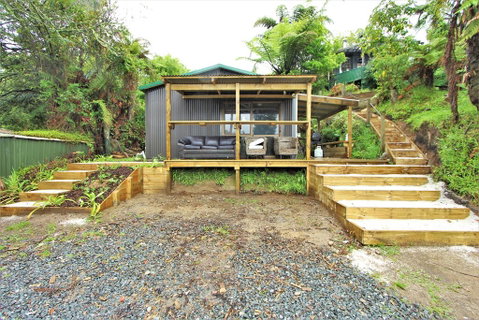 Quaint Bach - Tourism Bookings NZ 2