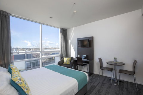 Quest Henderson Serviced Apartments - Tourism Bookings NZ 1
