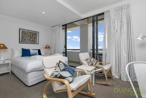 QV Stylish Studio in the City 897