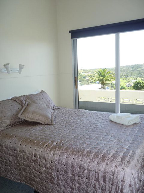 Ranui Lodge - Tourism Bookings NZ 3