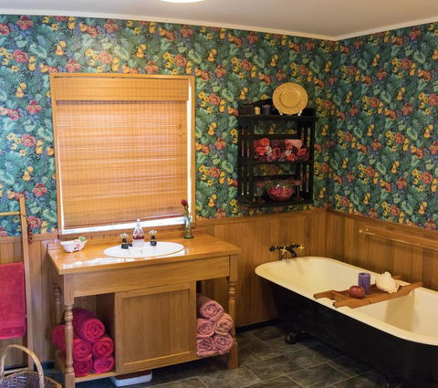 Ranui Retreat Bed And Breakfast - Tourism Bookings NZ 1