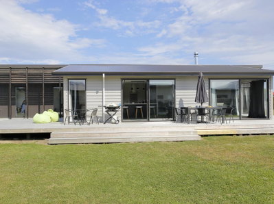 Relax On Howden - Te Anau Holiday Home