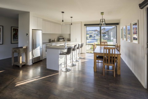 Retreat For All Seasons - Tourism Bookings NZ 0