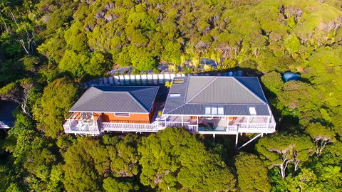 Romantic Piha - Tourism Bookings NZ 2