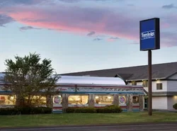 Travelodge by Wyndham Alpine