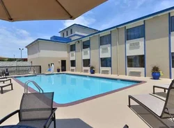 Baymont by Wyndham Ardmore I-35