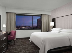 Embassy Suites by Hilton Crystal City National Airport