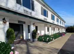 South Side Inn - Burlington
