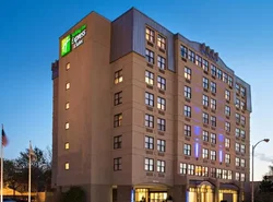 Holiday Inn Express & Suites Boston - Cambridge, an IHG Hotel