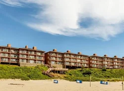 Hallmark Resort in Cannon Beach